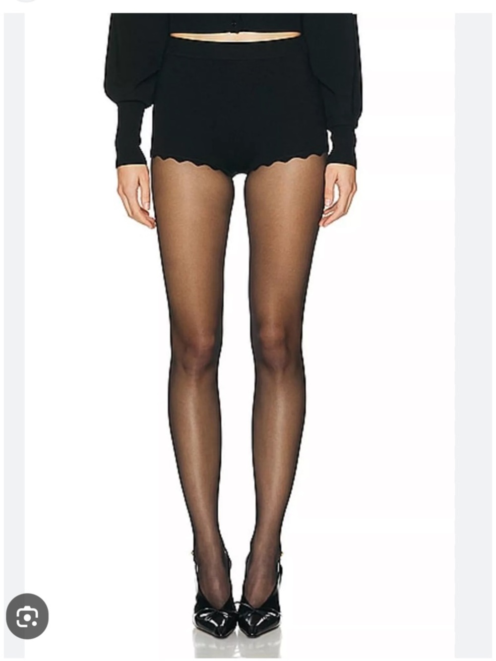 Helsa Elvira Shorts in Black